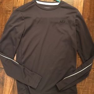 Aeropostale polyester long sleeve shirt